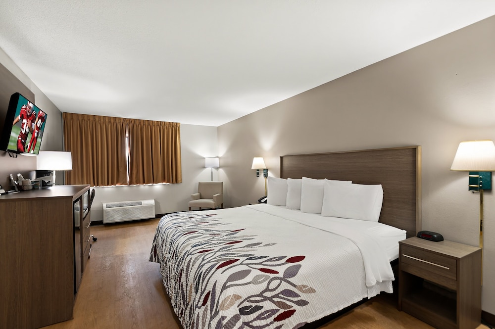 Superior Room, 1 King Bed (Smoke Free) - Photo 6