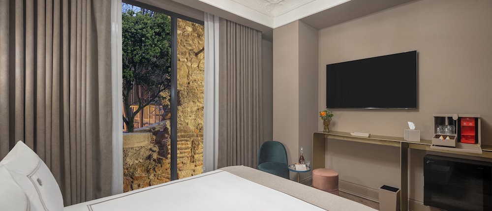 Standard Double Room, Courtyard View photo 2