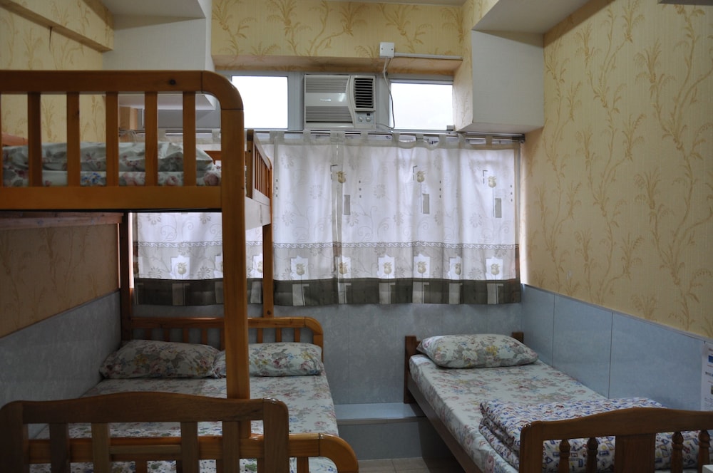 1bed in mixed Dormitory photo 2