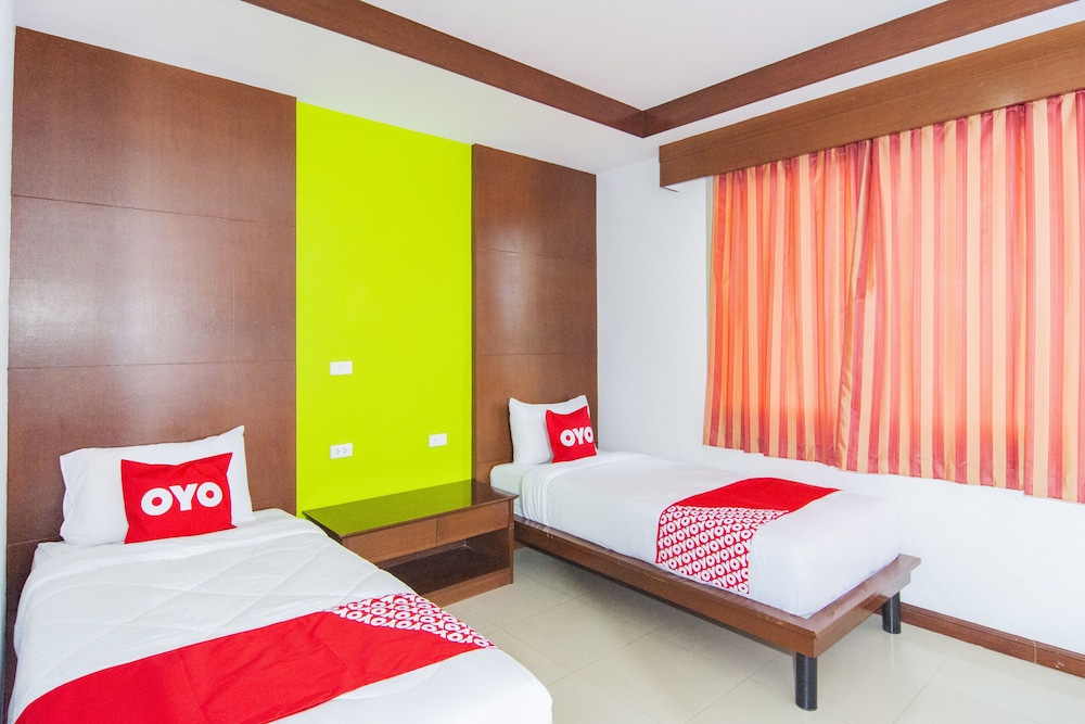 Deluxe Twin Room photo 3