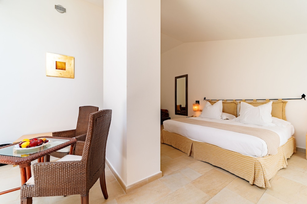 Executive Suite Quadruple - Photo 4