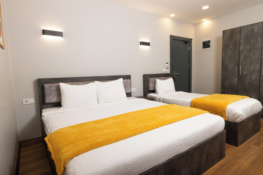 Family Double or Twin Room photo 2