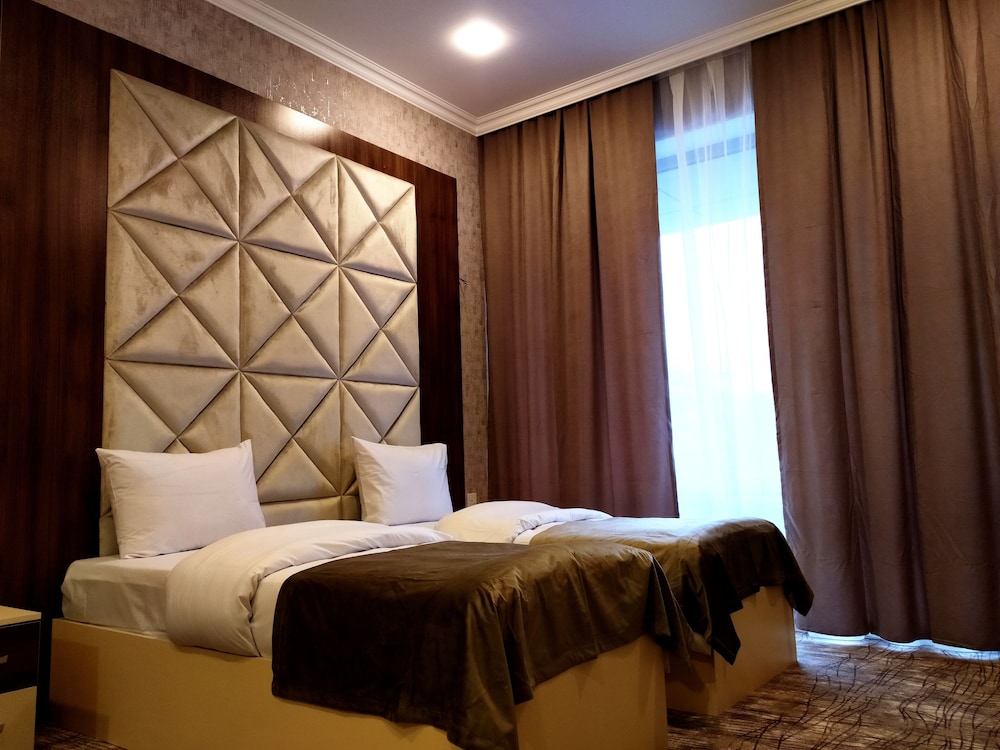 Family Suite, 2 Bedrooms, Non Smoking, City View photo 1