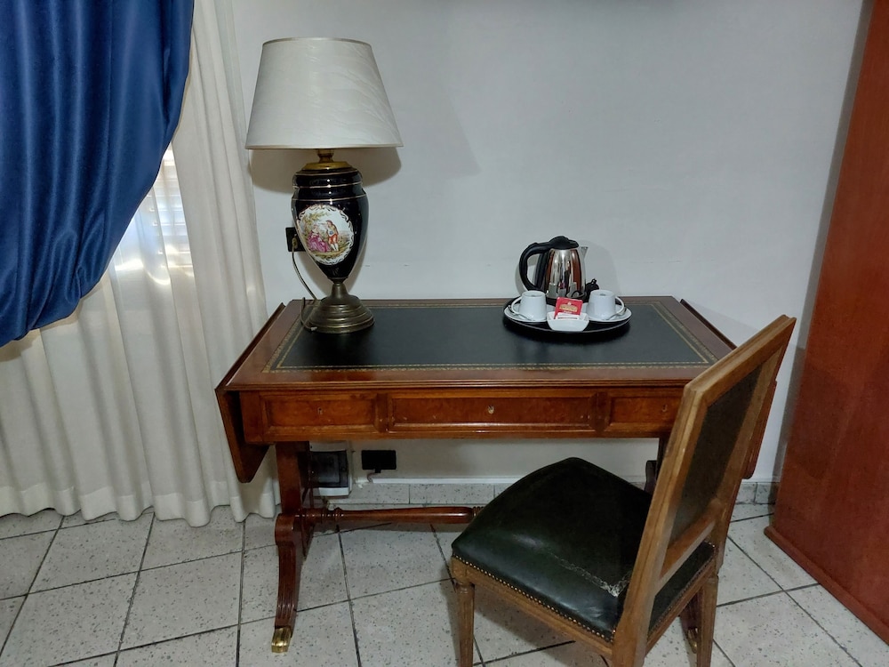 Double or Twin Room photo 3