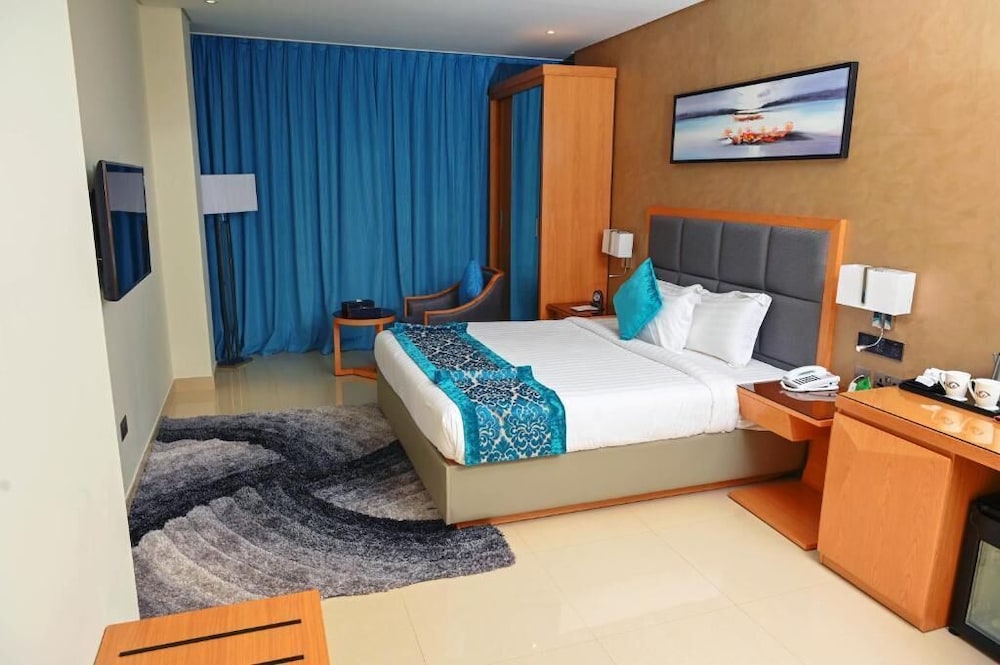 Deluxe Double Room, 1 Double Bed photo 2