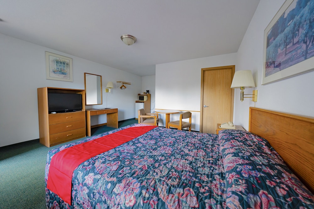 Standard Double Room, 2 Queen Beds photo 3