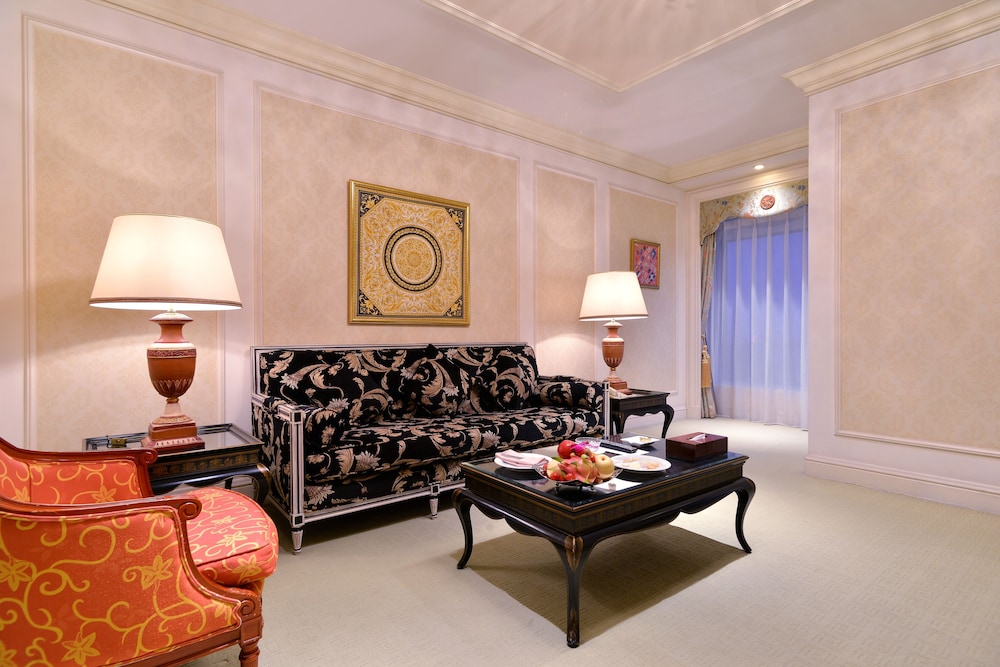 Business Room photo 3