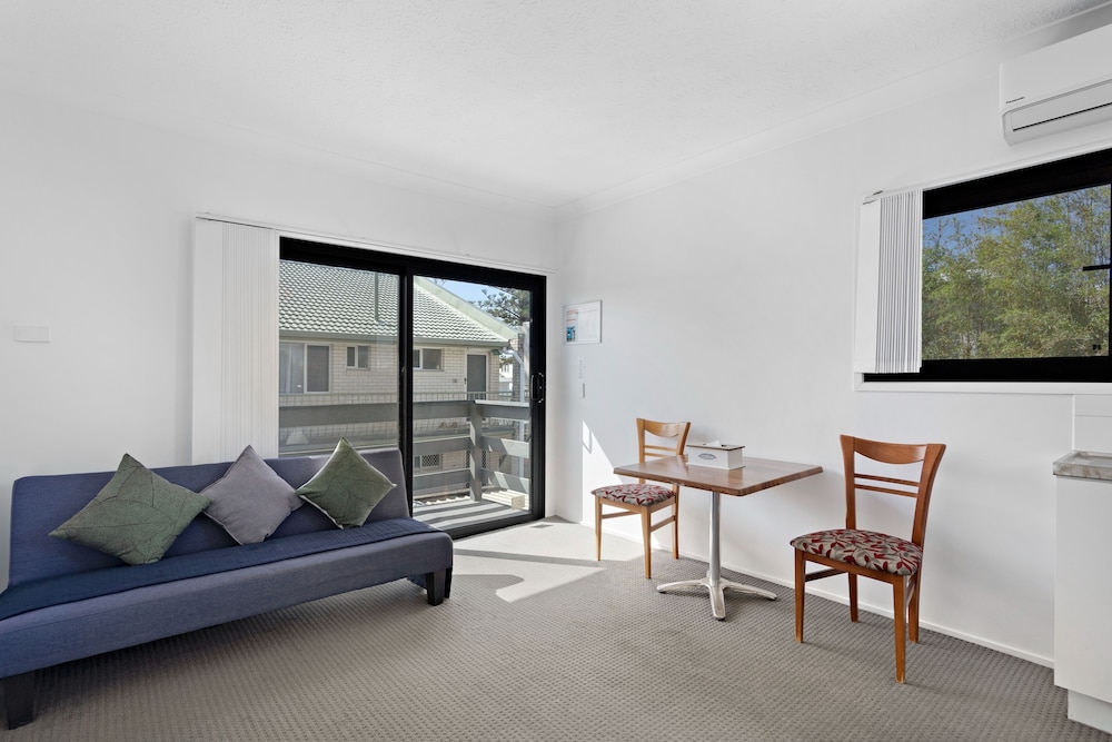 Superior Double Room, 1 Queen Bed, Kitchenette