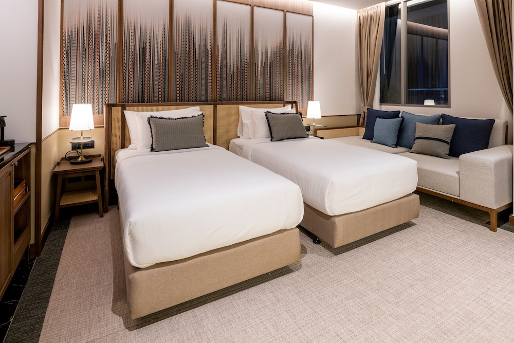 Deluxe Double or Twin Room - Photo 8