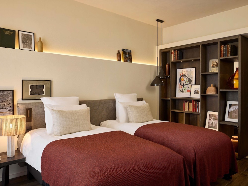 Superior Room, 1 King Bed