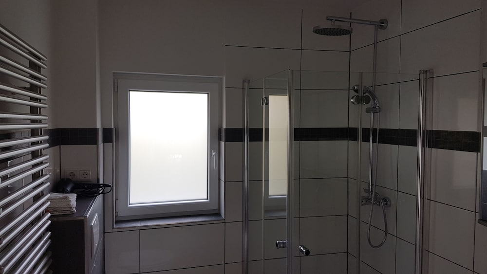 Deluxe Apartment, 1 Queen Bed with Sofa bed (incl. end cleaning fee €35) photo 2