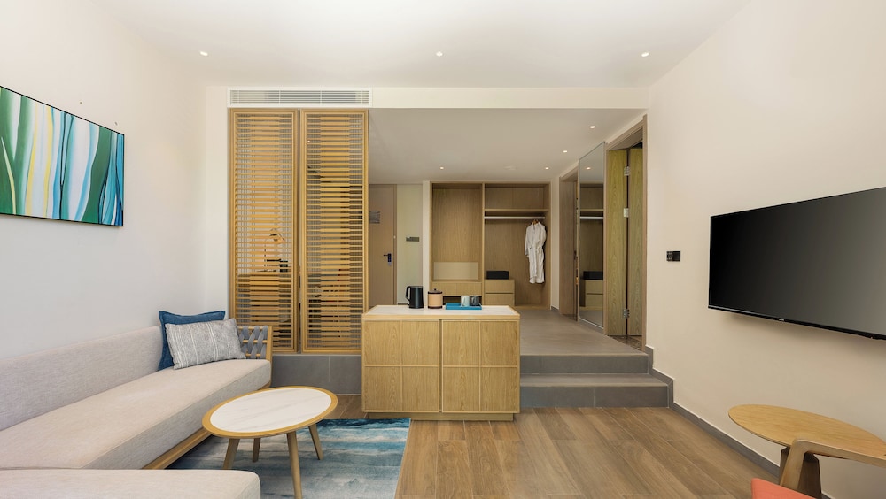 Suite, 2 Double Beds, Sea View (Forest View)