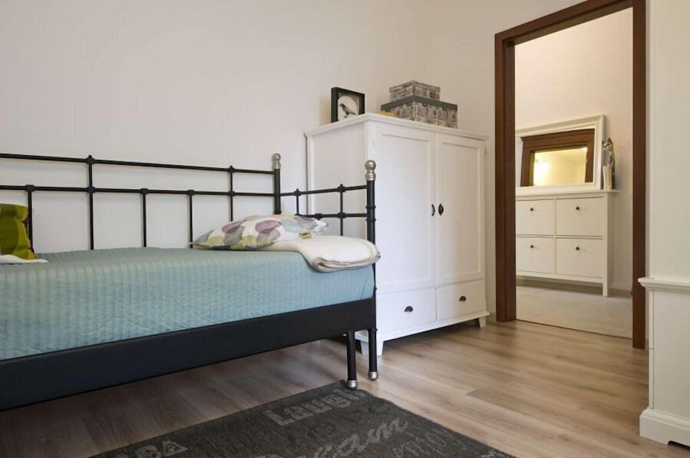 Apartment (6/4) photo 1