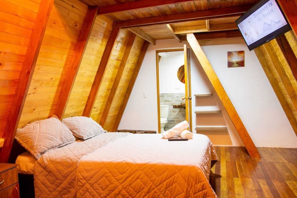 Design Chalet, 2 Bedrooms, Accessible Bathtub, Garden View photo 2