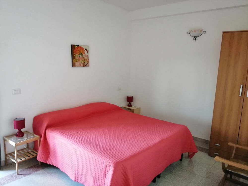Double or Twin Room photo 1