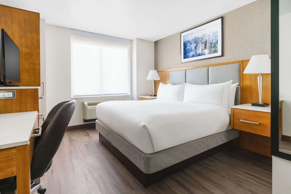 Room, 1 Queen Bed photo 3