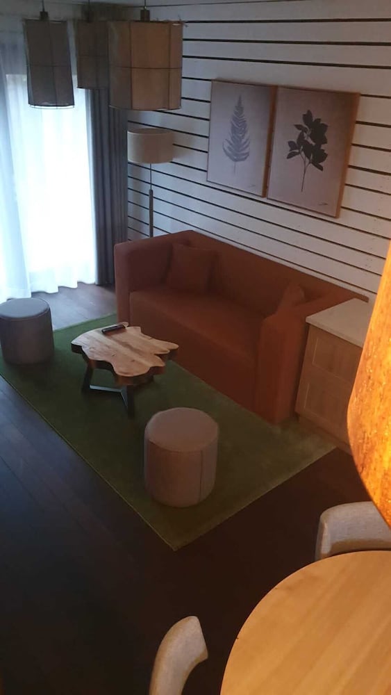 Room in Lodge - Beach Club Hotel st Emilie Energie Lake Mountain No6375