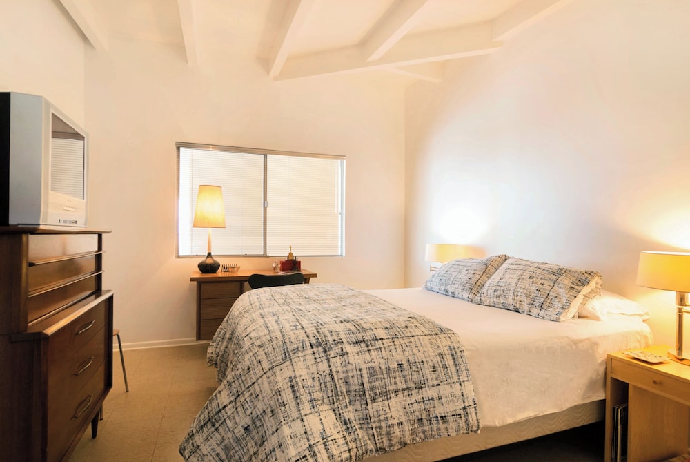 Comfort Apartment, 1 Bedroom, Patio, Mountain View #4