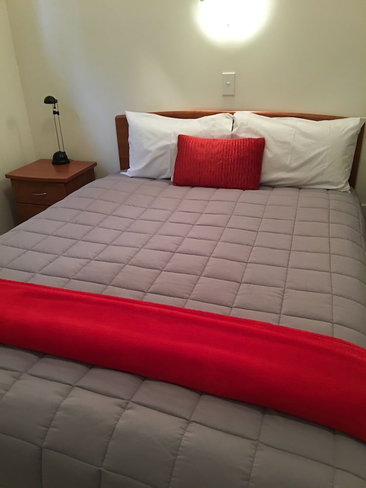 1 Bedroom Unit photo 2