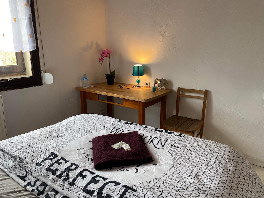 Basic Double Room photo 2
