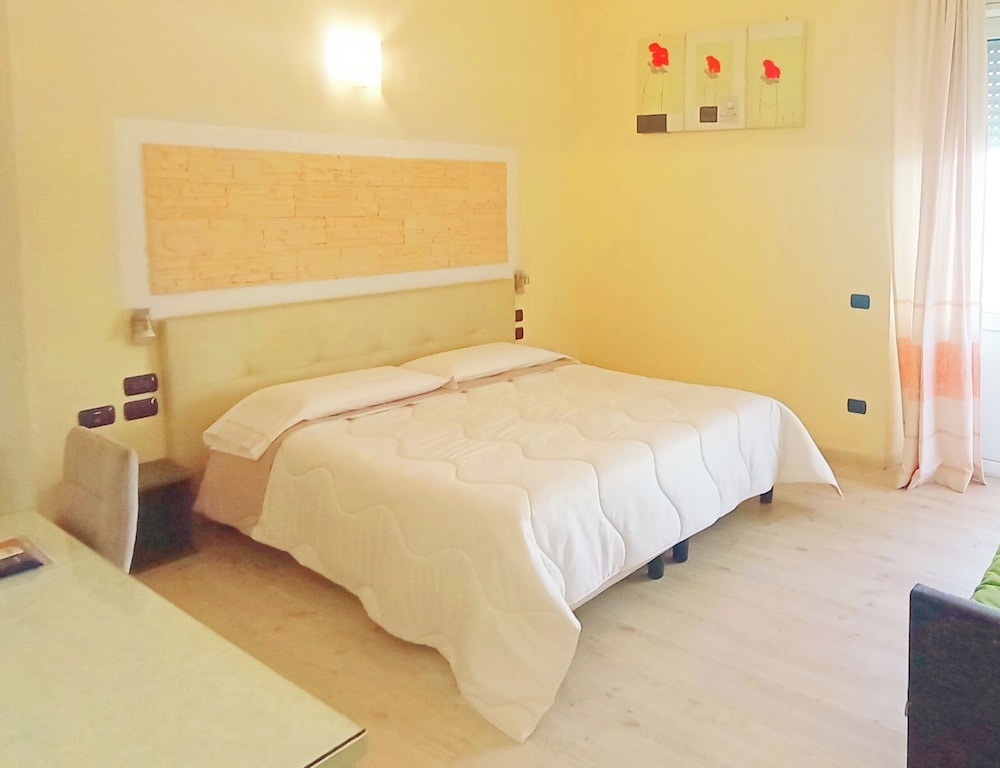 Deluxe Double Room, Sea View - Photo 5