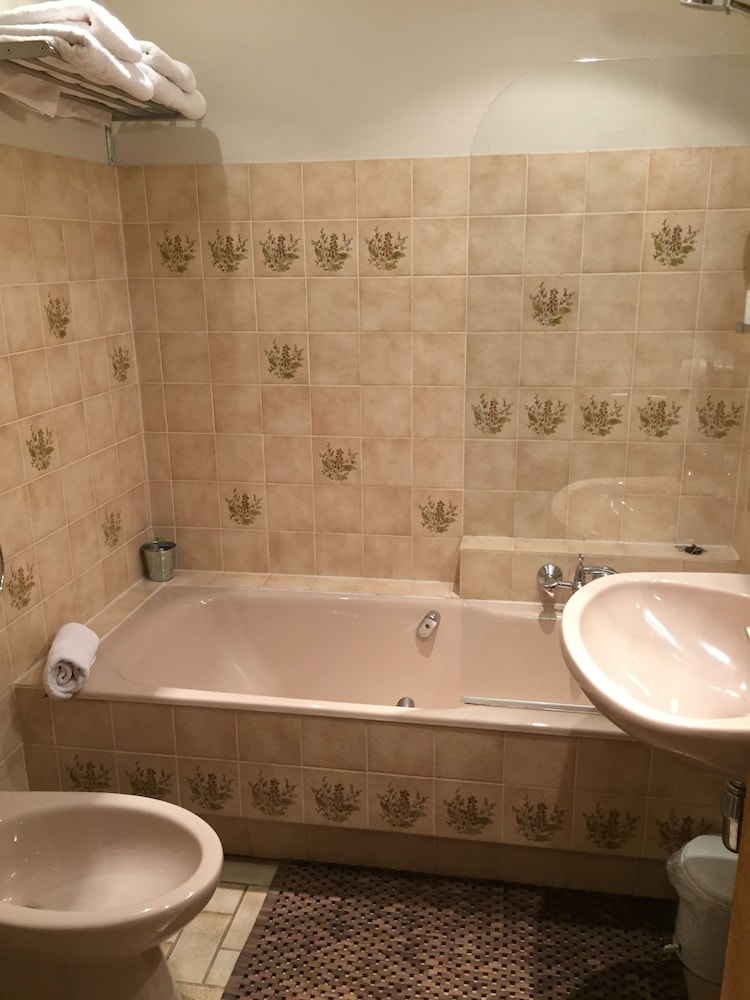 Standard Double Room, 1 Queen Bed photo 2