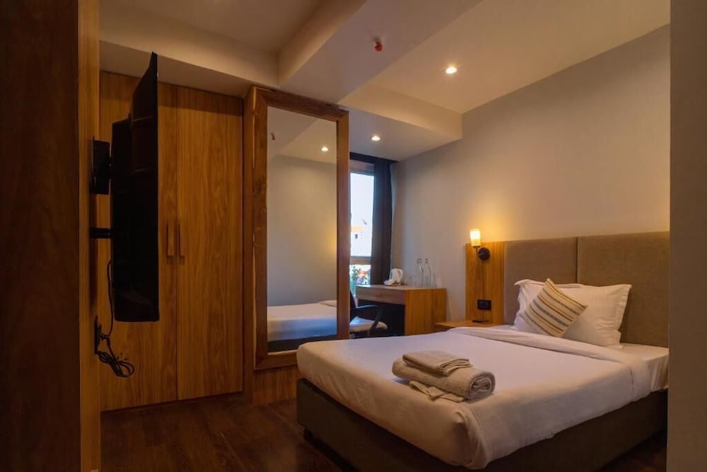 Standard Single Room, City View photo 1