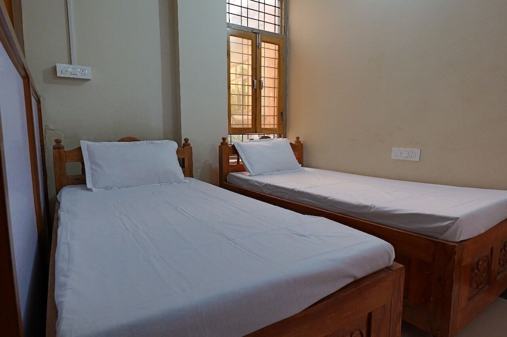 Basic Shared Dormitory