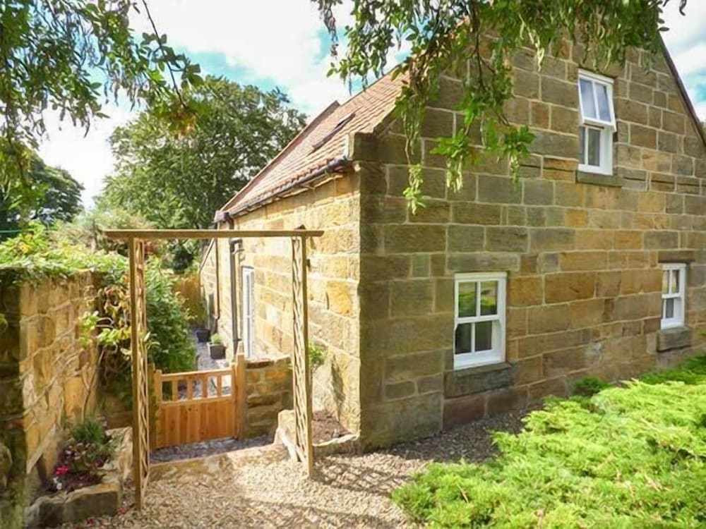 Cottage photo 2
