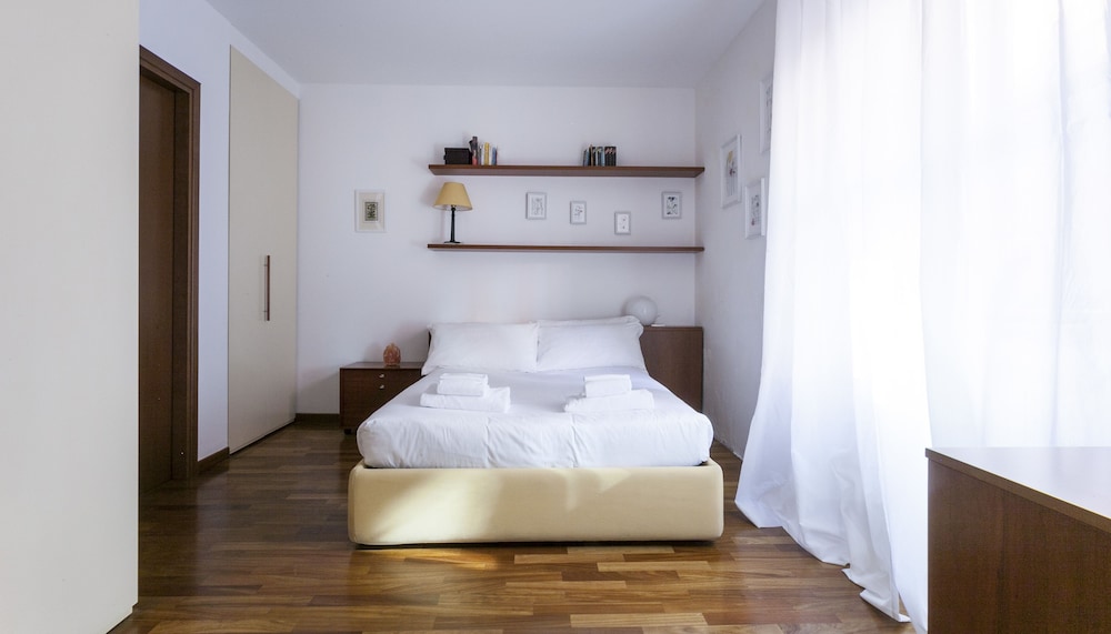 Apartment (1 Bedroom)