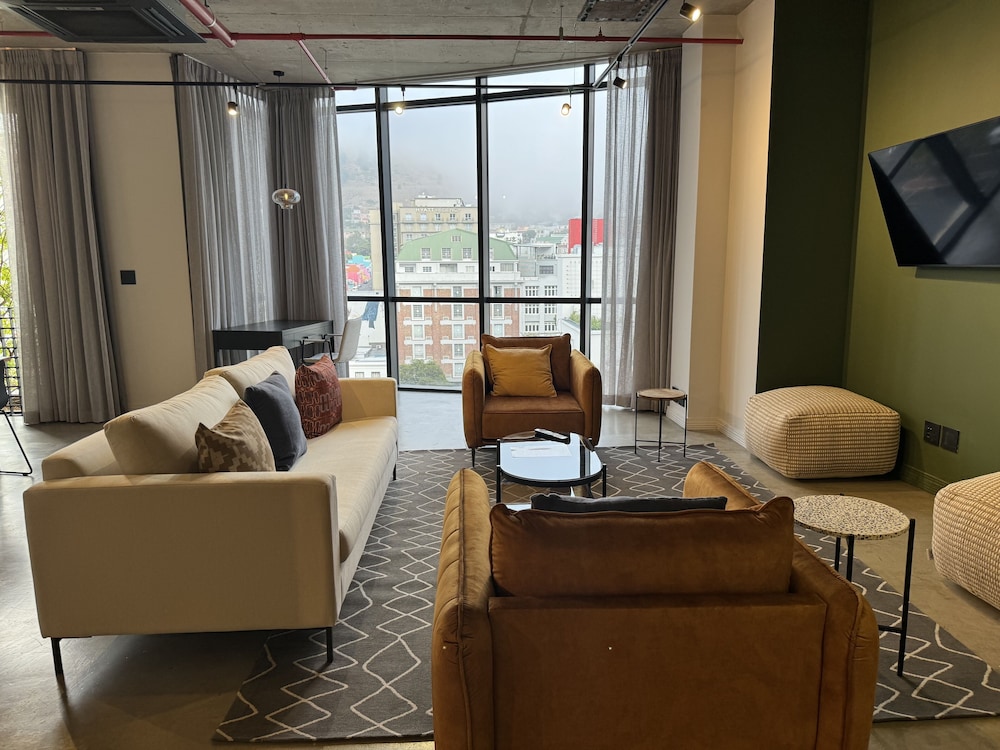 Family Suite, City View