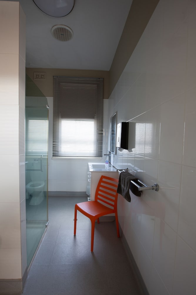 Hotel Single Room Non-Ensuite photo 2