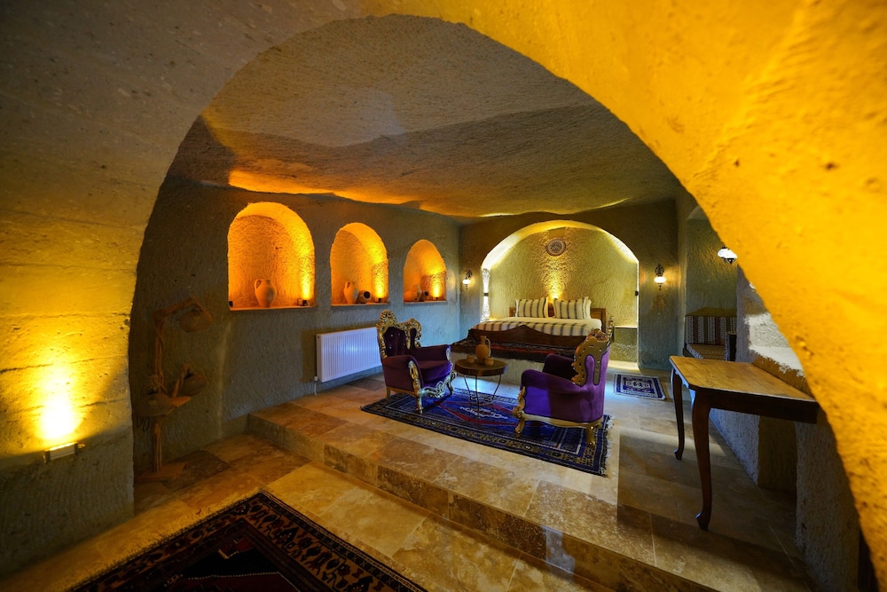 Nazende Hammam Jacuzzi Cave Suite - Photo 14
