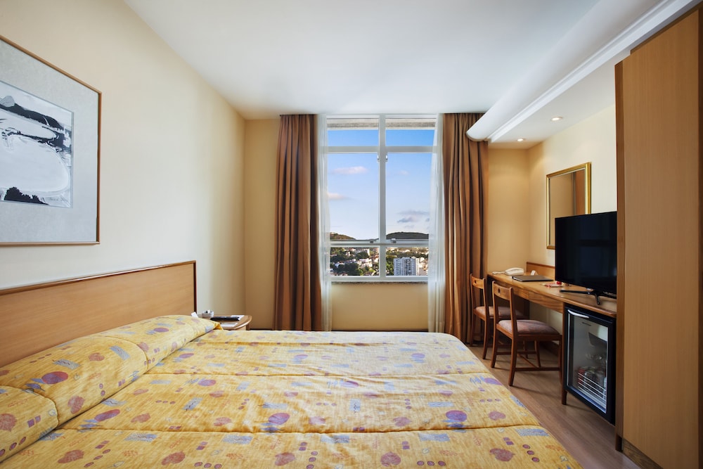 Superior Executivo com Cama Casal