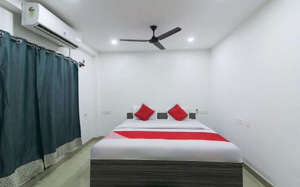 Deluxe Double Room - Photo 1