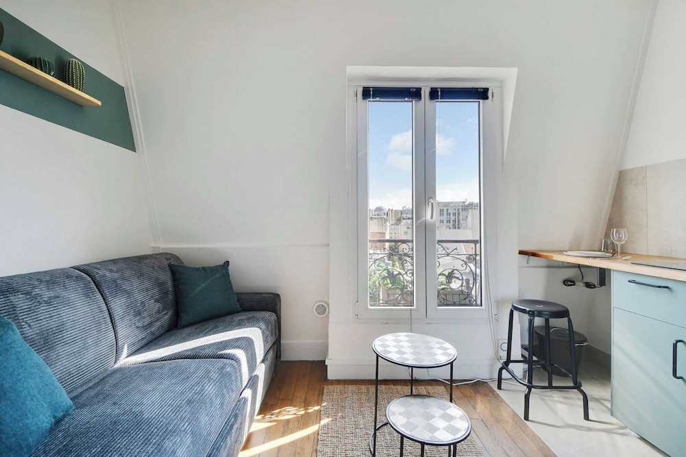 Apartment photo 1
