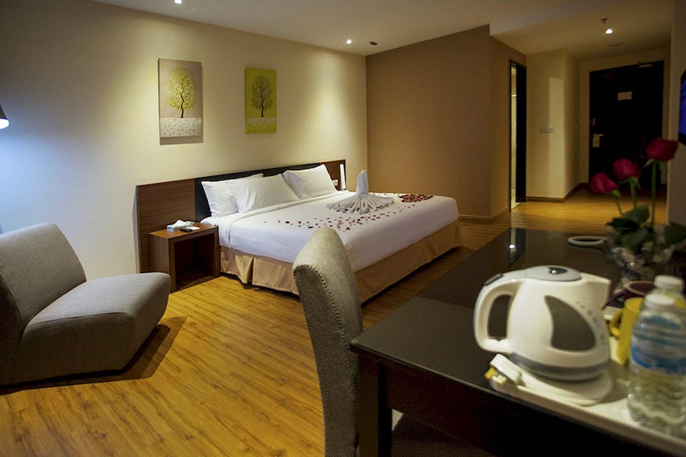 Superior King Room photo 2
