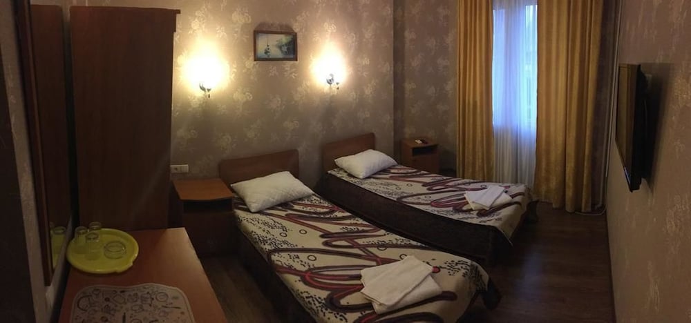 Standard Double or Twin Room photo 2