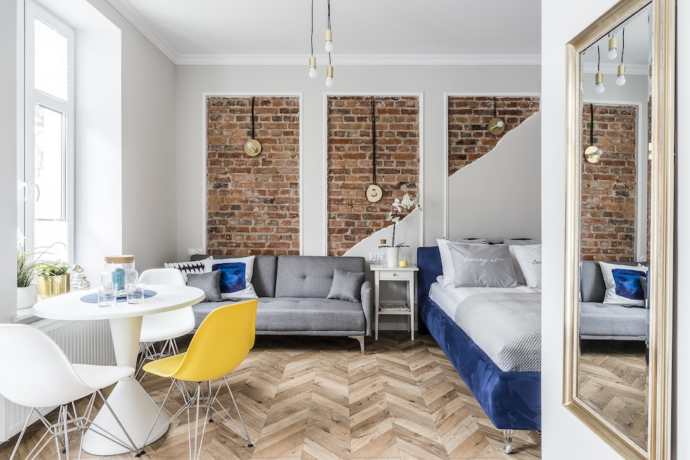 Studio, Kitchenette