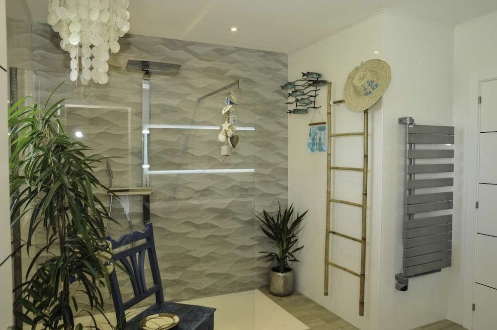 Superior Double Room, 1 Queen Bed, Pool View (Esprit Nomade) photo 3