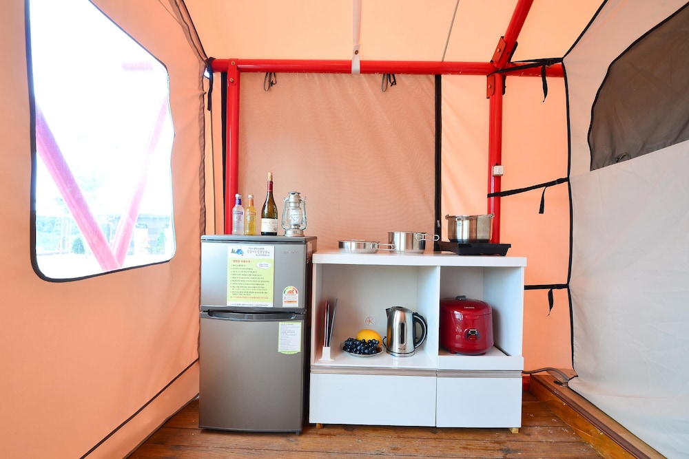 Basic Room, 1 Bedroom (Glamping (Random)) photo 2