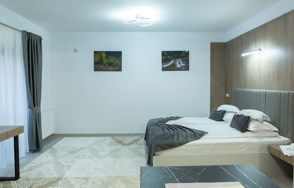 Studio Suite photo 3