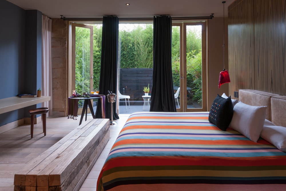 Studio Suite - Photo 6