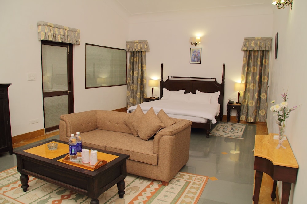 Deluxe Suite photo 1