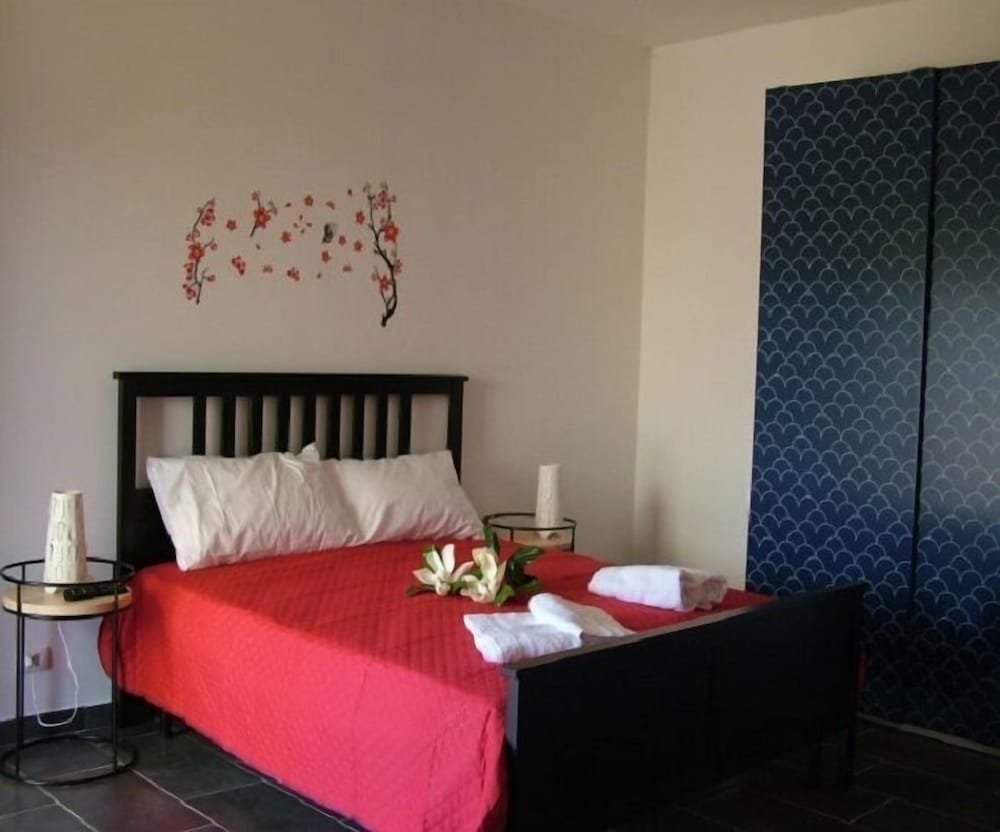 Family Room, Garden View (Orchidea)