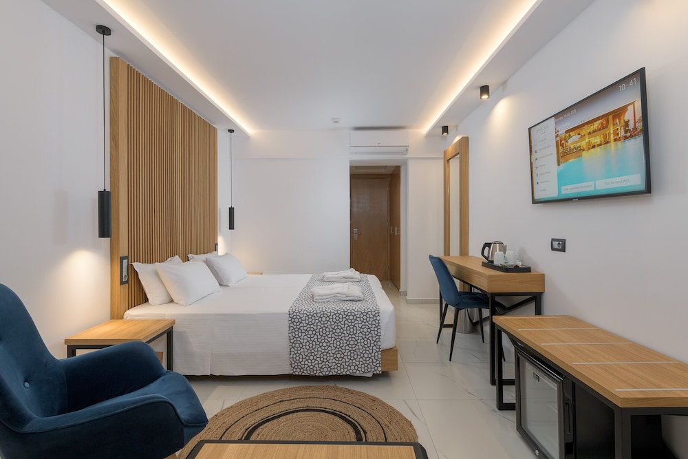 Superior Double or Twin Room, Mountain View photo 3