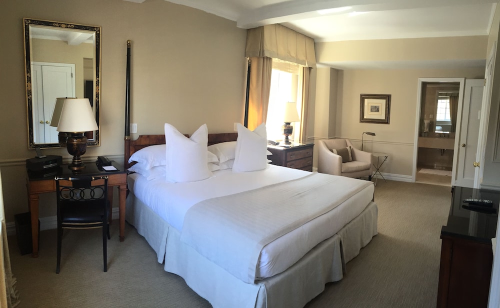 One Bedroom Suite with Two Queen Beds (Non Smoking) photo 2