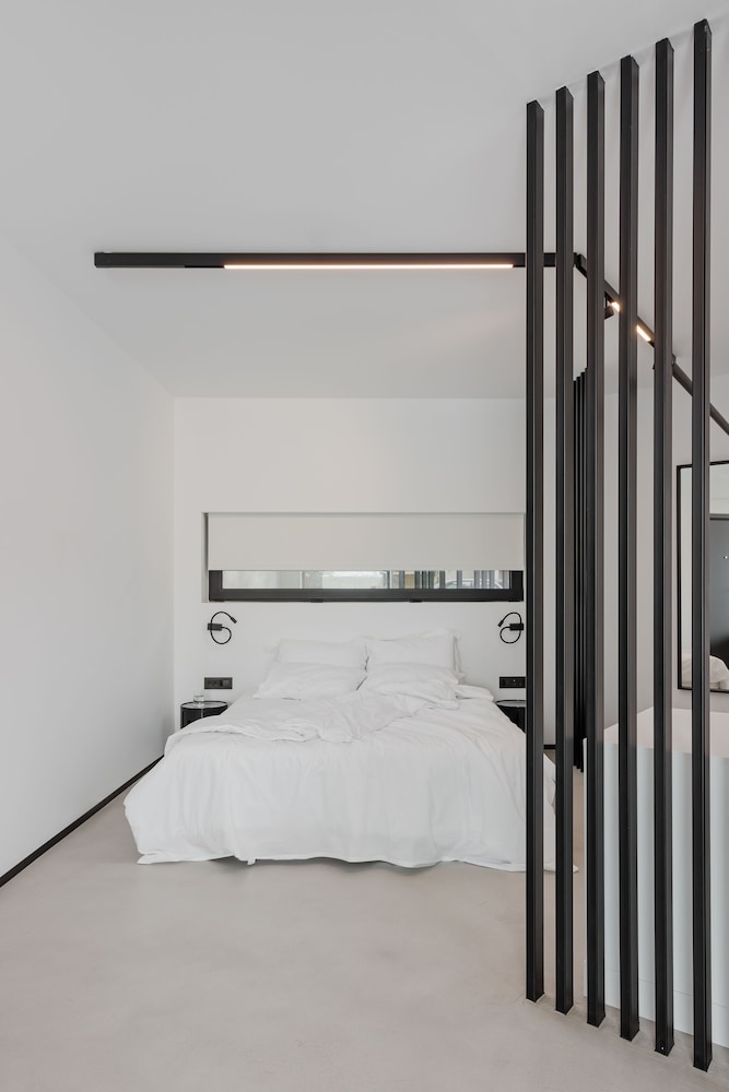 Deluxe Apartment with Private Patio
