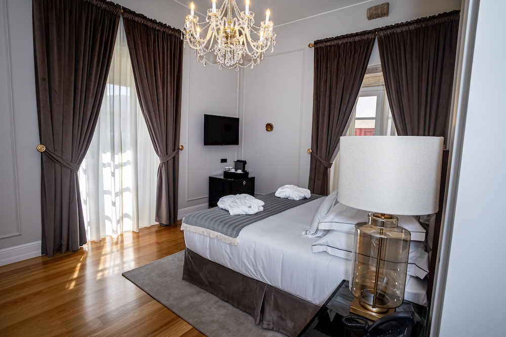 Solar do Requeijo Master Suite - Photo 9