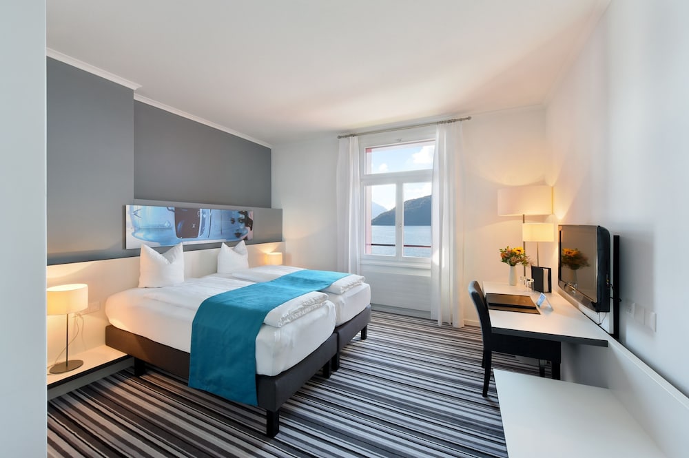 Superior Double Room, Lake View photo 3